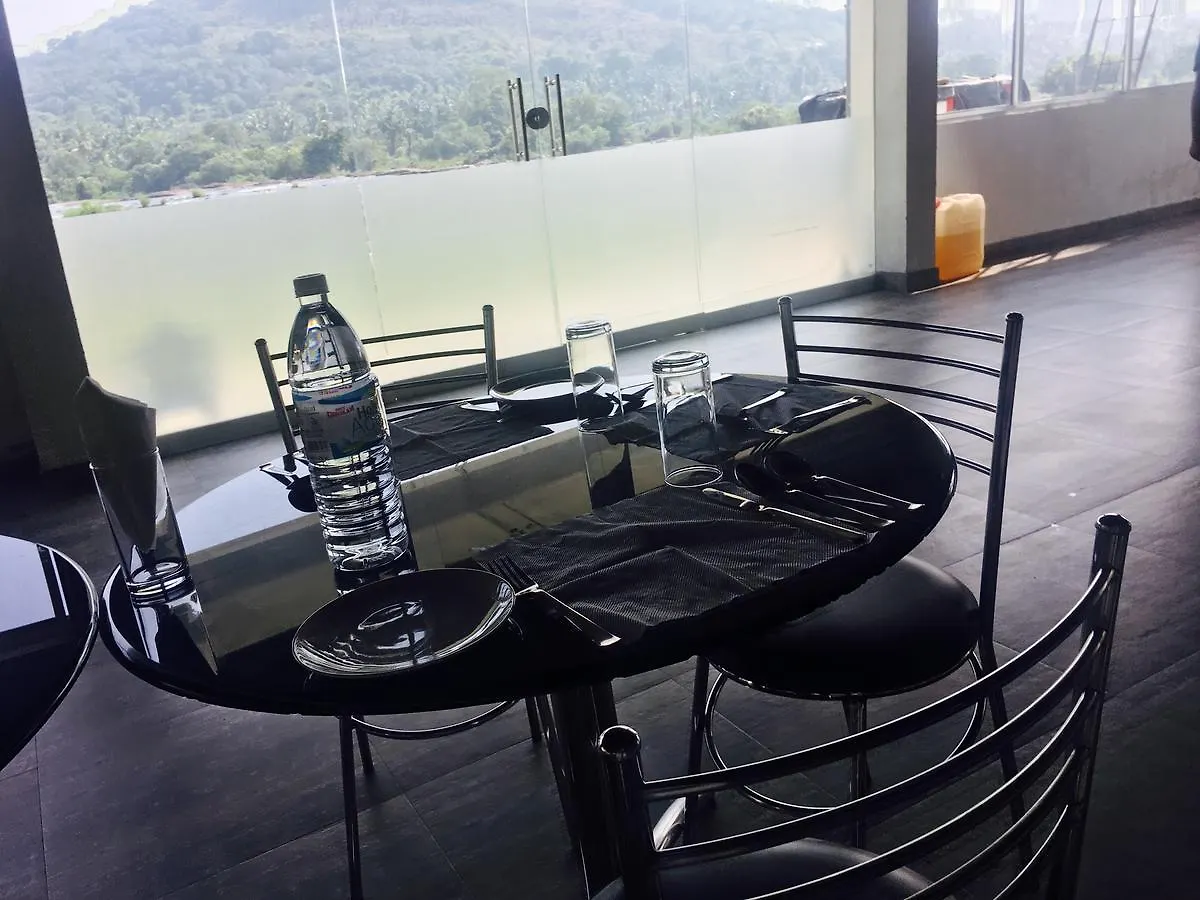 Ξενοδοχείο με διαμερίσματα Athirapilly River Resort Athirappilly